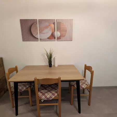 Apartment Refugeintime Parma